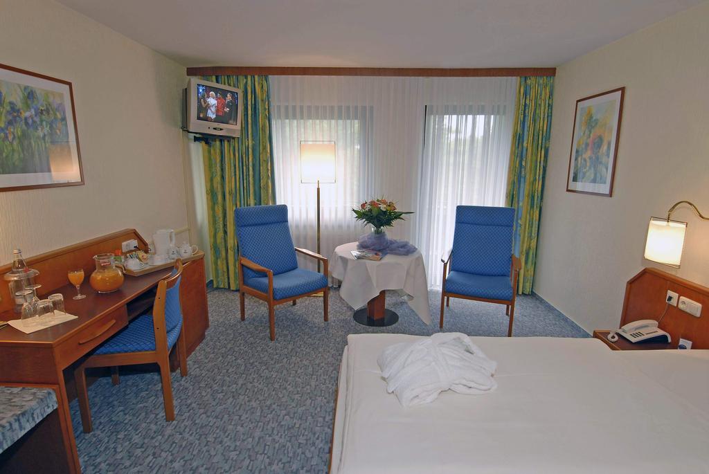 Balladins Superior Hotel Gutsmann Bad Bramstedt Oda fotoğraf